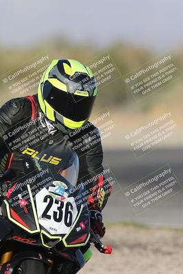 media/Nov-01-2025-CVMA (Sat) [[fc0f7531b8]]/Race 15- Formula 40 MW and LW/